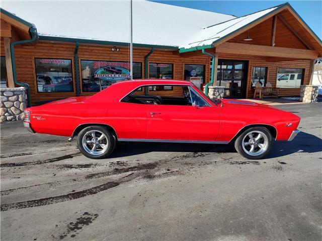 Chevrolet-Chevelle-1967-2-door-coupe-27
