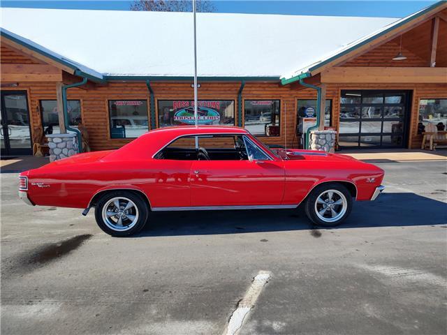 Chevrolet-Chevelle-1967-2-door-coupe-28