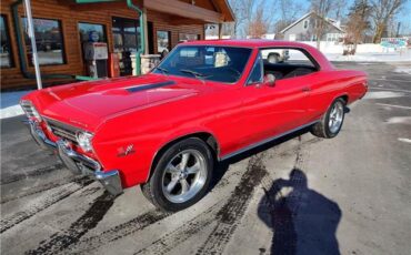 Chevrolet-Chevelle-1967-2-door-coupe-3