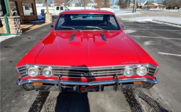 Chevrolet-Chevelle-1967-2-door-coupe-35