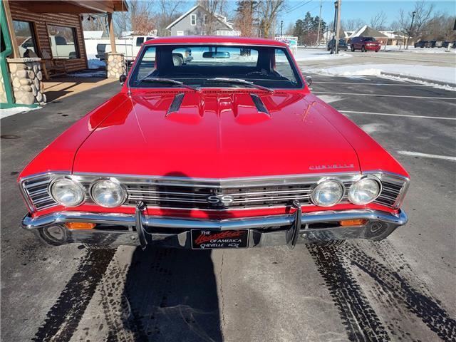 Chevrolet-Chevelle-1967-2-door-coupe-36