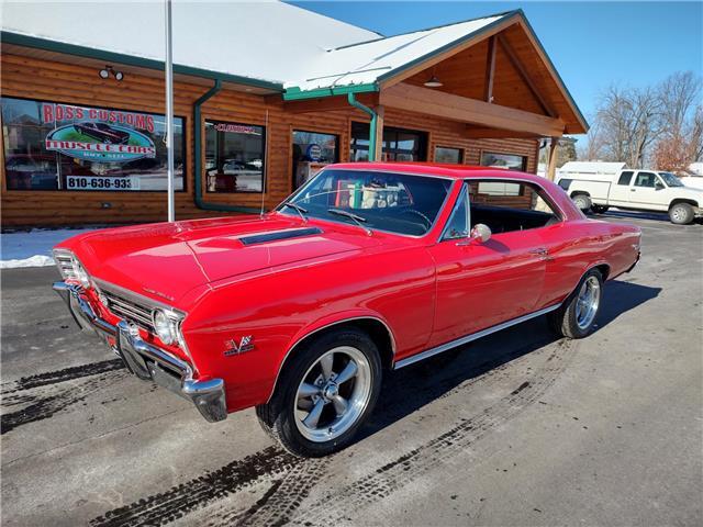 Chevrolet-Chevelle-1967-2-door-coupe-4