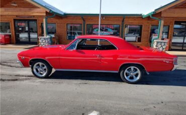 Chevrolet-Chevelle-1967-2-door-coupe-9