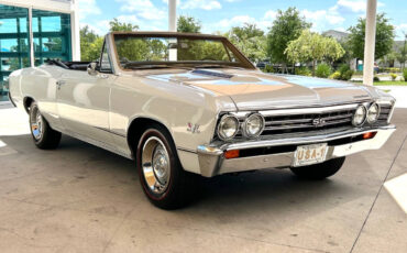 Chevrolet-Chevelle-1967-Convertible-2