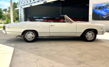 Chevrolet-Chevelle-1967-Convertible-3