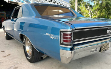 Chevrolet-Chevelle-1967-Coupe-15