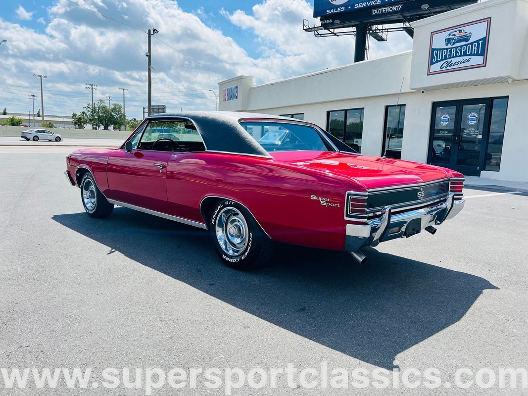 Chevrolet-Chevelle-1967-Coupe-2