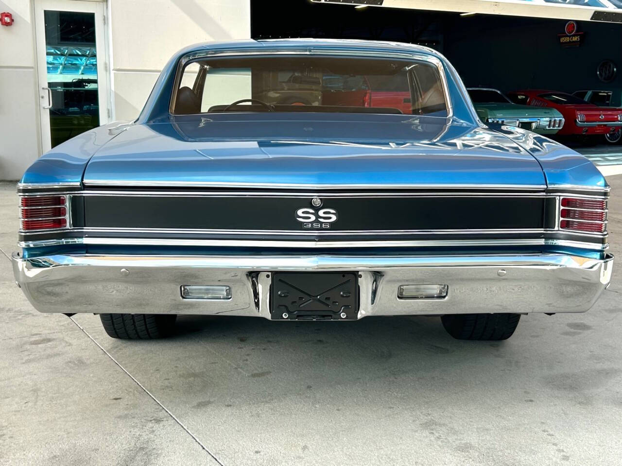 Chevrolet-Chevelle-1967-Coupe-5