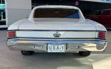 Chevrolet-Chevelle-1967-Wagon-5