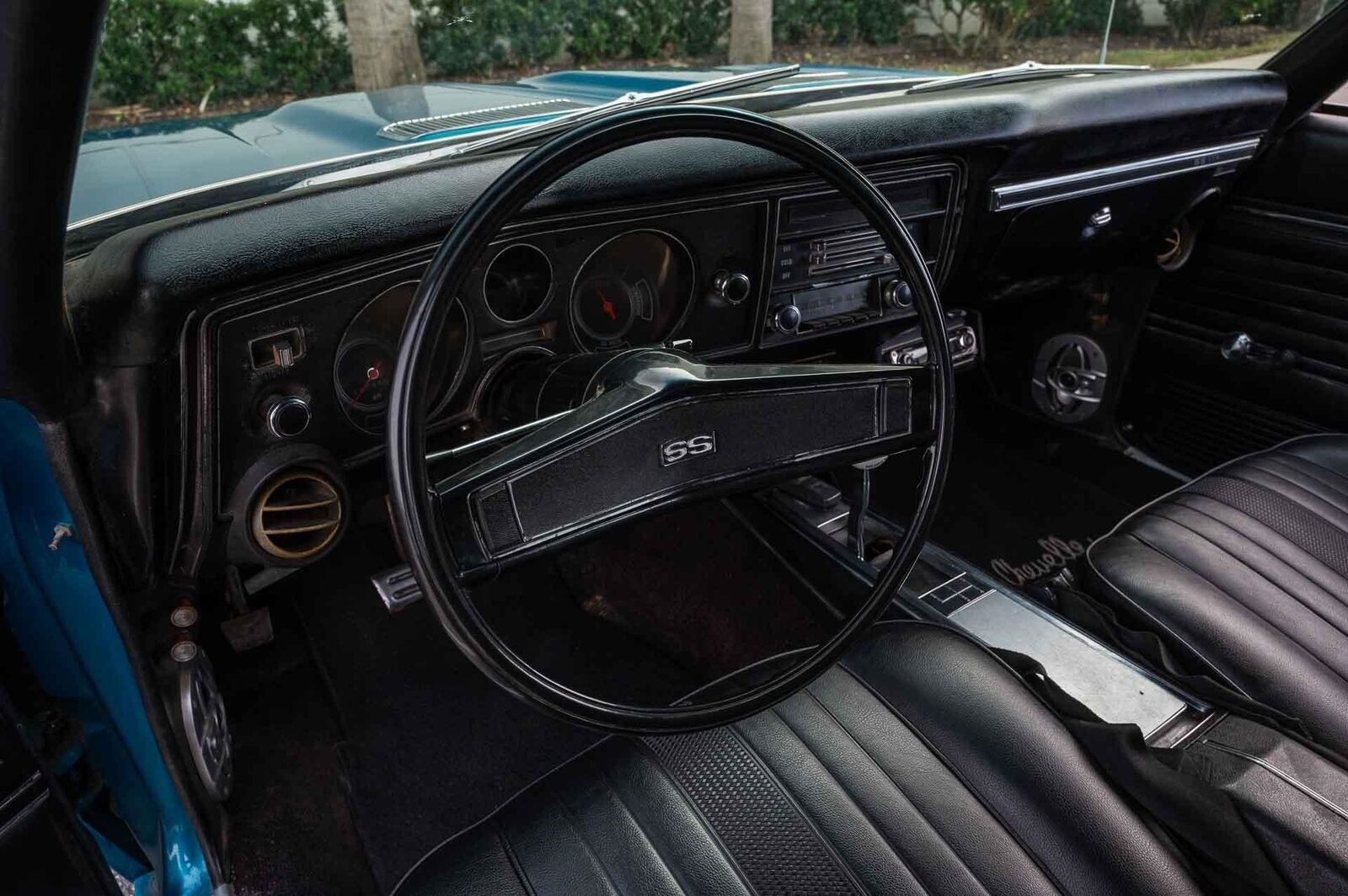 Chevrolet-Chevelle-1969-2-Door-11