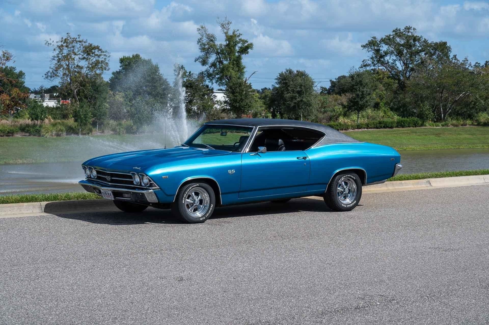 Chevrolet-Chevelle-1969-2-Door-17
