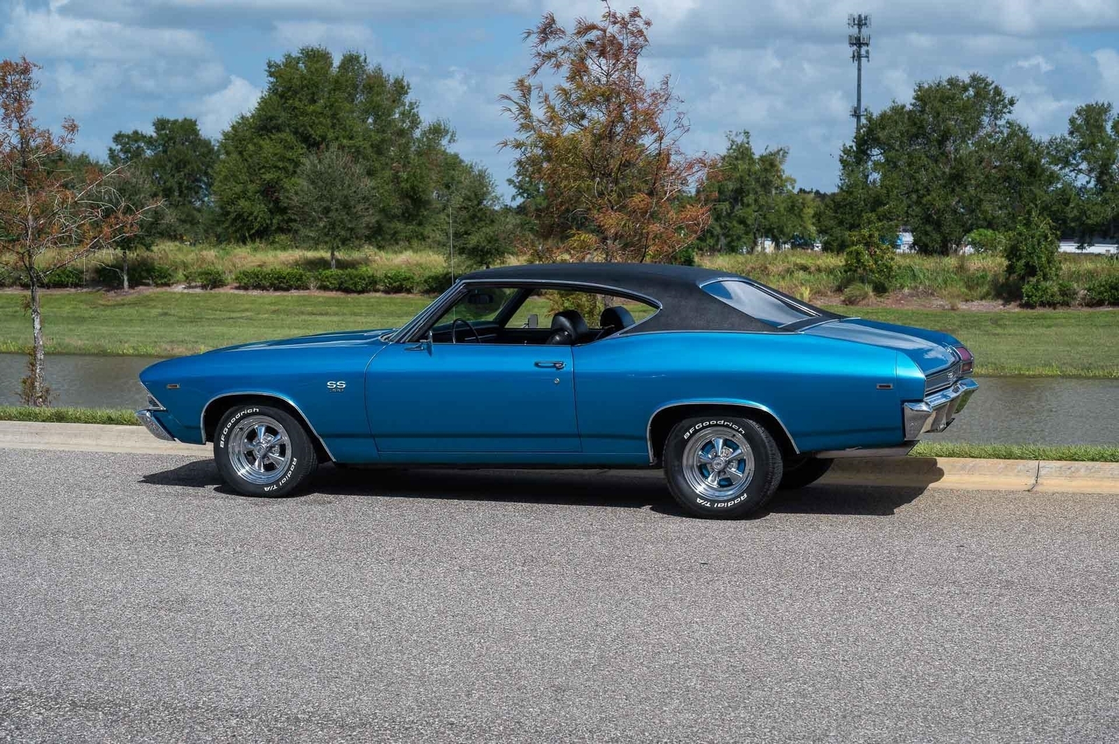 Chevrolet-Chevelle-1969-2-Door-20