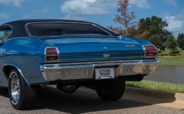 Chevrolet-Chevelle-1969-2-Door-23