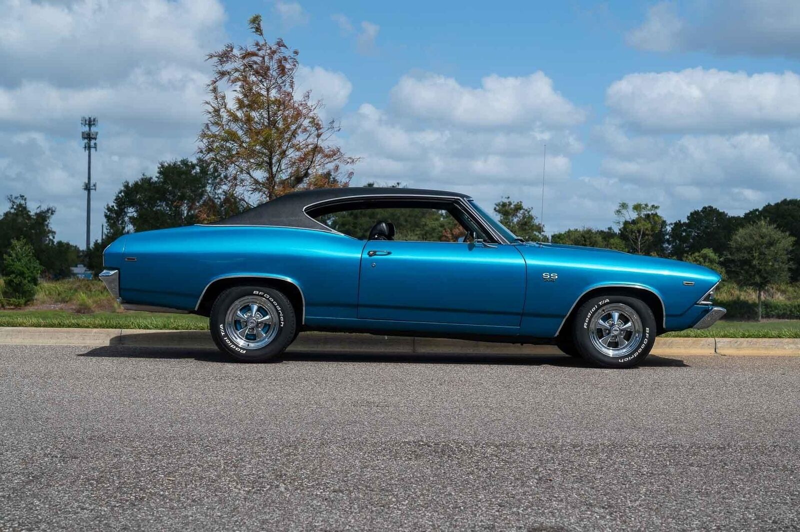 Chevrolet-Chevelle-1969-2-Door-37