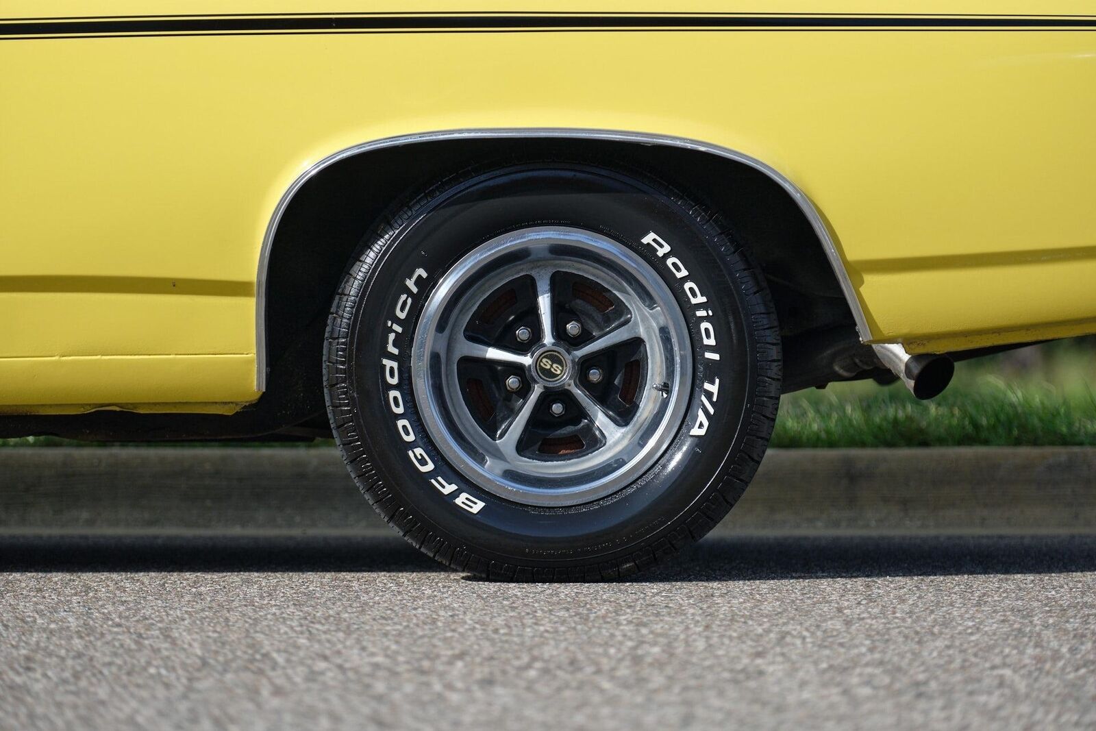 Chevrolet-Chevelle-1969-2-Door-38
