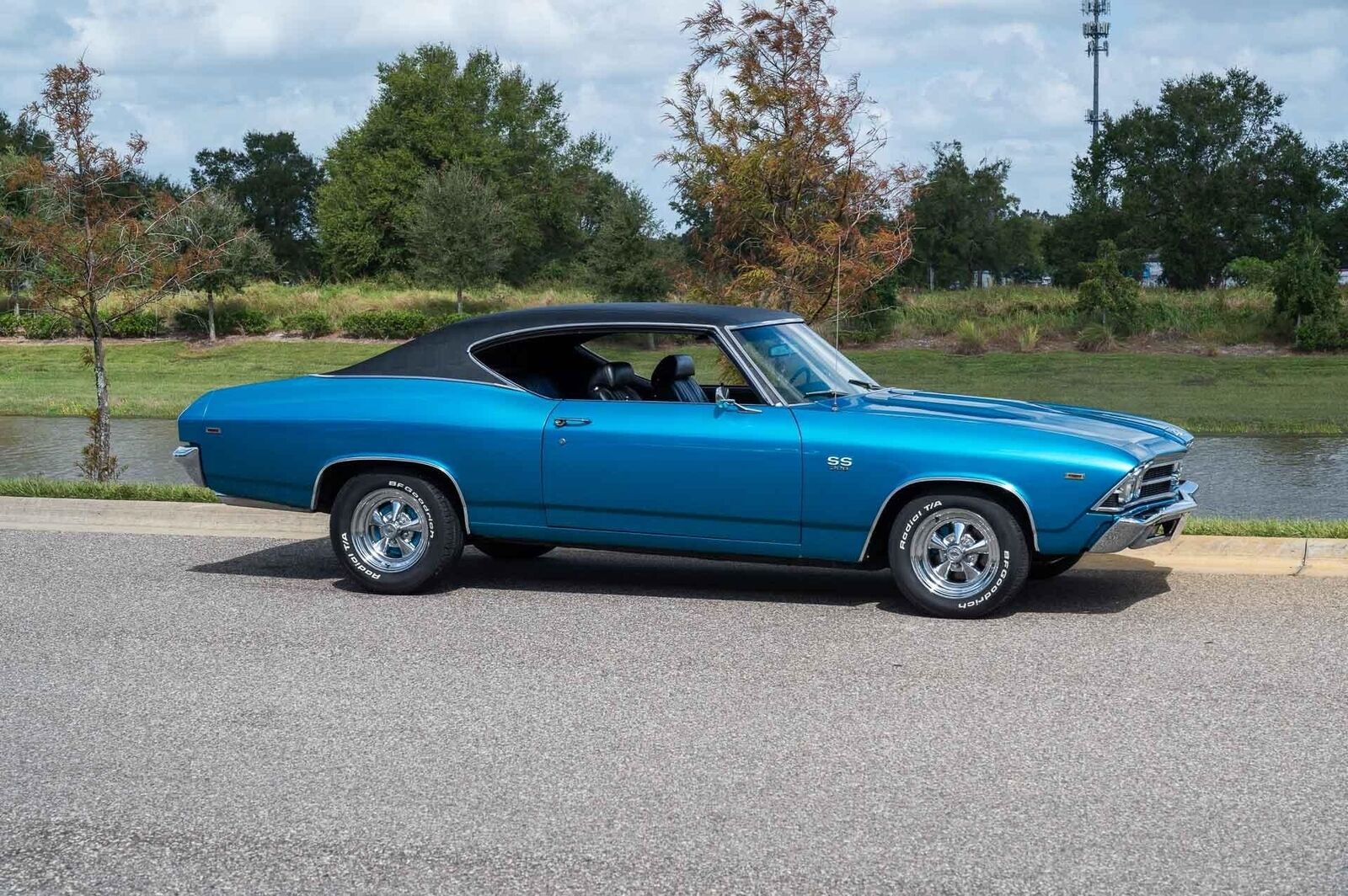 Chevrolet-Chevelle-1969-2-Door-38