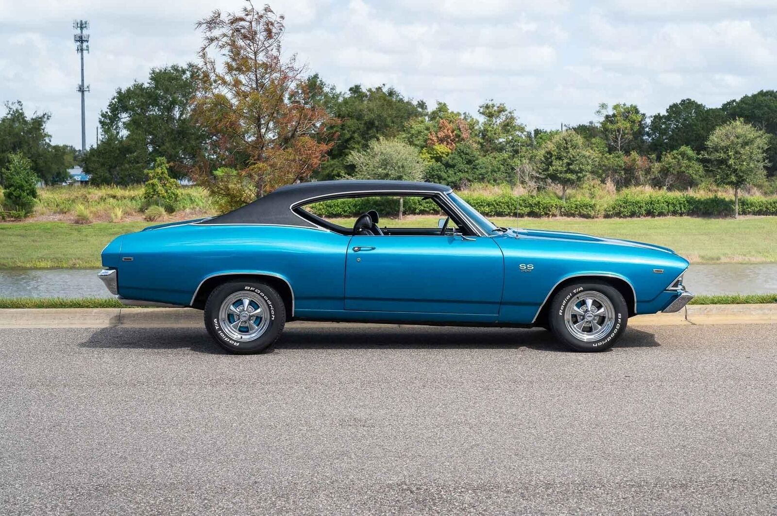 Chevrolet-Chevelle-1969-2-Door-6