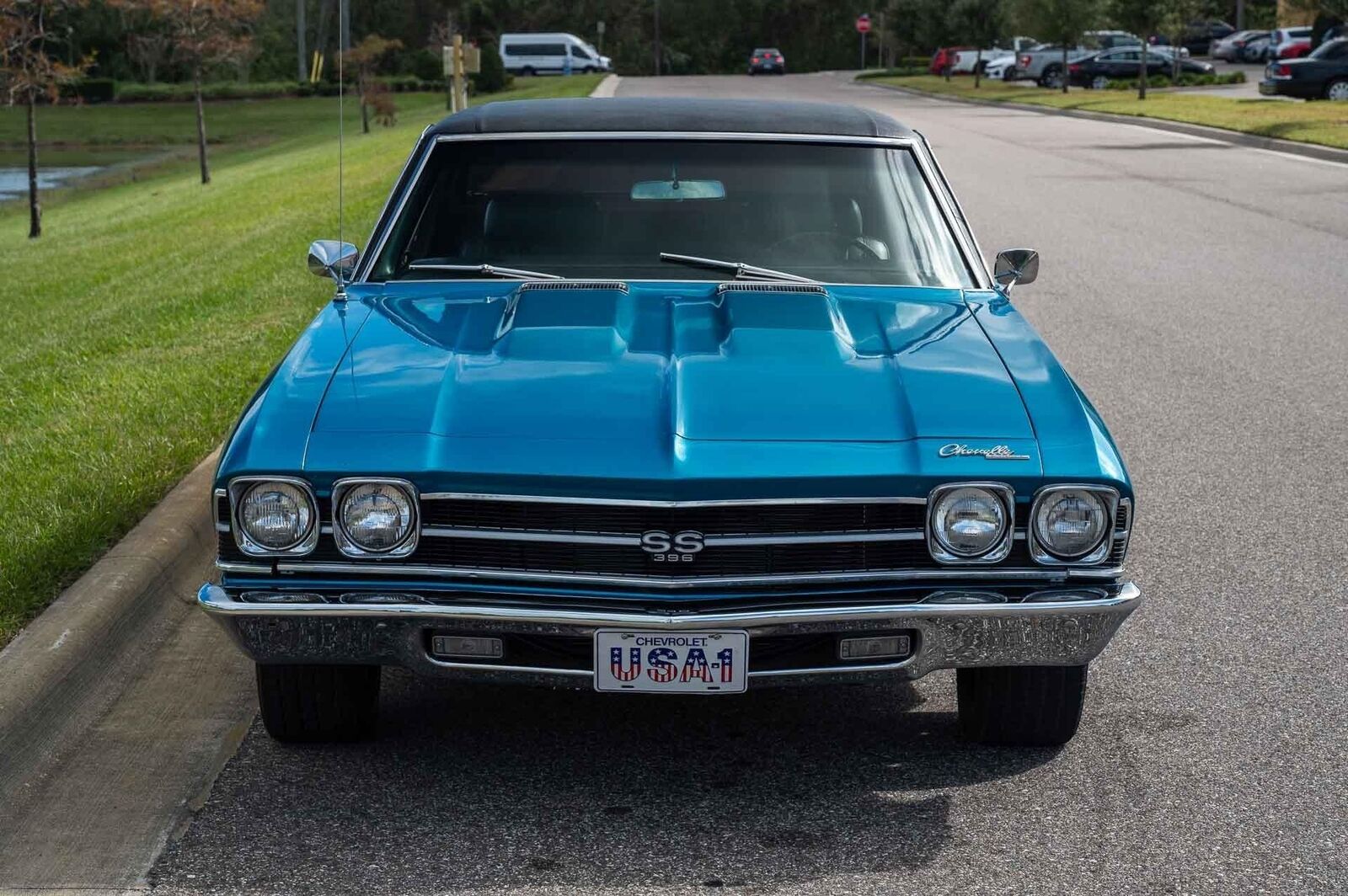 Chevrolet-Chevelle-1969-2-Door-9