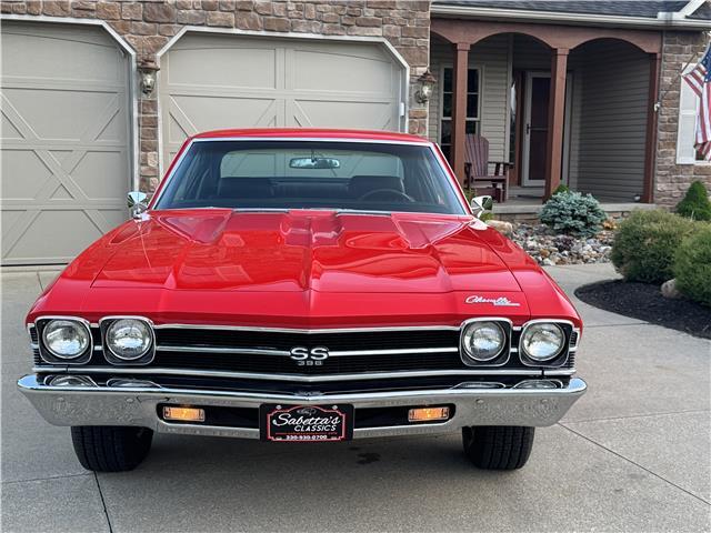 Chevrolet-Chevelle-1969-2-Door-Coupe-11