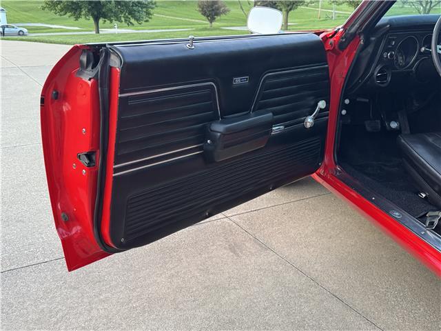 Chevrolet-Chevelle-1969-2-Door-Coupe-16