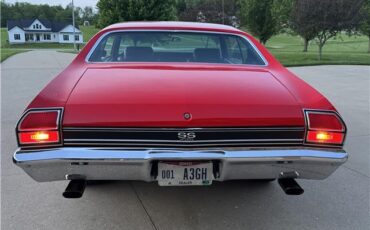 Chevrolet-Chevelle-1969-2-Door-Coupe-2