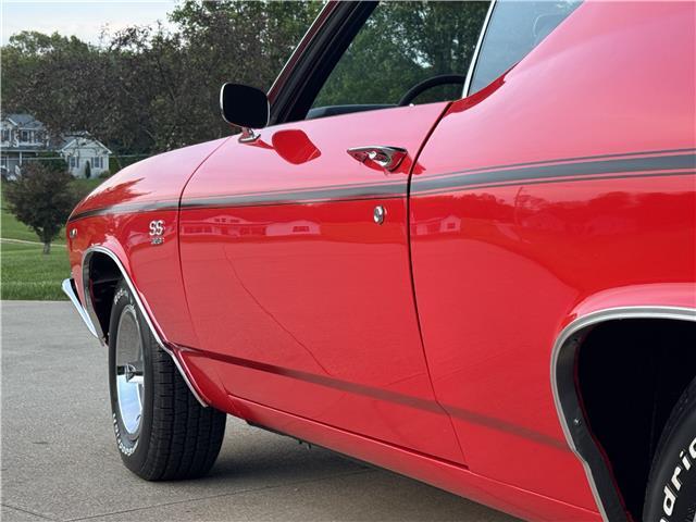 Chevrolet-Chevelle-1969-2-Door-Coupe-3