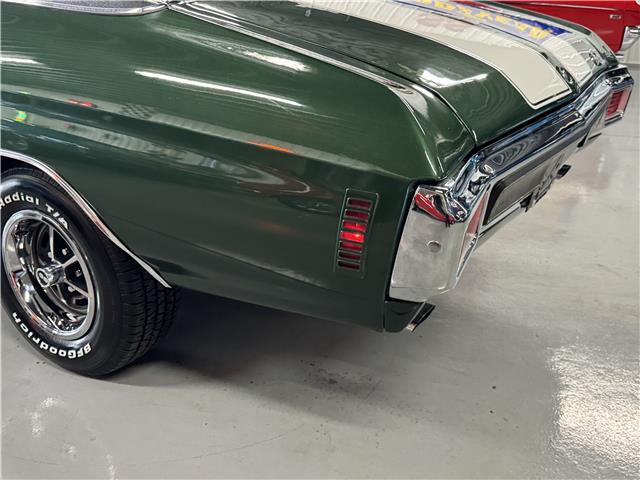 Chevrolet-Chevelle-1970-2-Door-Coupe-13