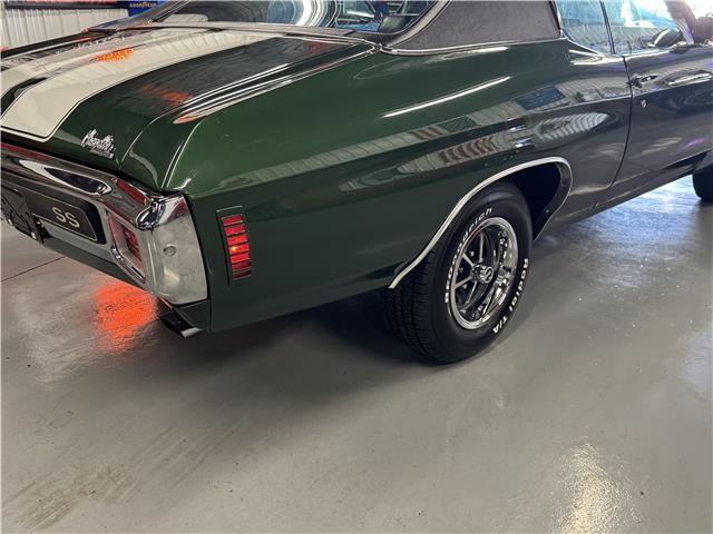 Chevrolet-Chevelle-1970-2-Door-Coupe-14