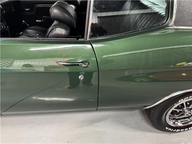 Chevrolet-Chevelle-1970-2-Door-Coupe-20