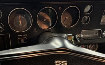 Chevrolet-Chevelle-1970-2-Door-Coupe-25