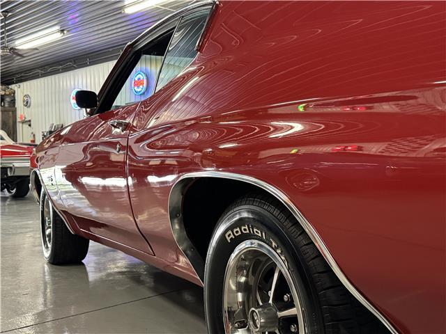 Chevrolet-Chevelle-1970-2-Door-Coupe-3