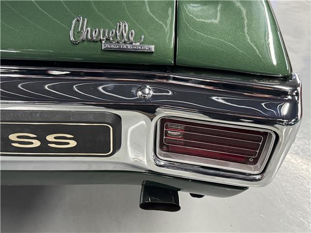 Chevrolet-Chevelle-1970-2-Door-Coupe-30