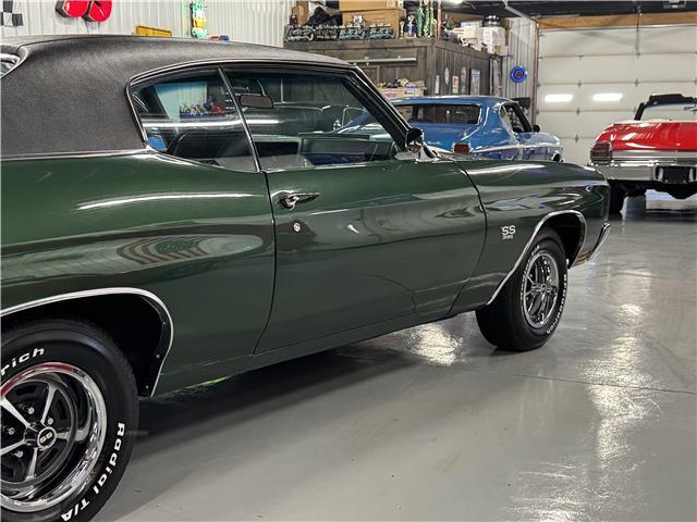 Chevrolet-Chevelle-1970-2-Door-Coupe-4