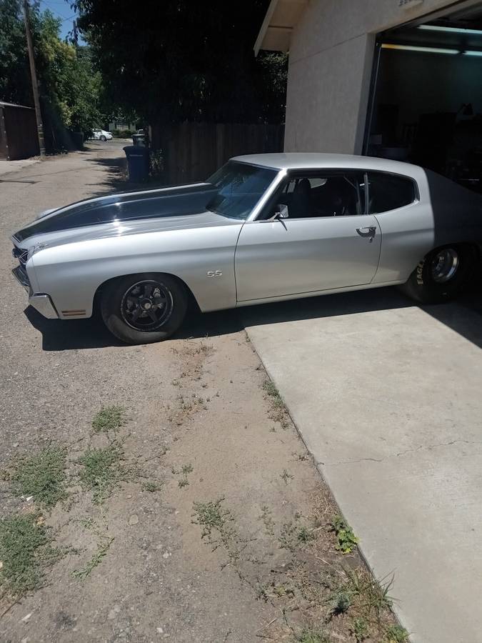 Chevrolet-Chevelle-1970-silver-8