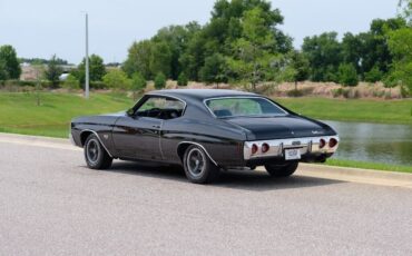 Chevrolet-Chevelle-1971-2-Door-3