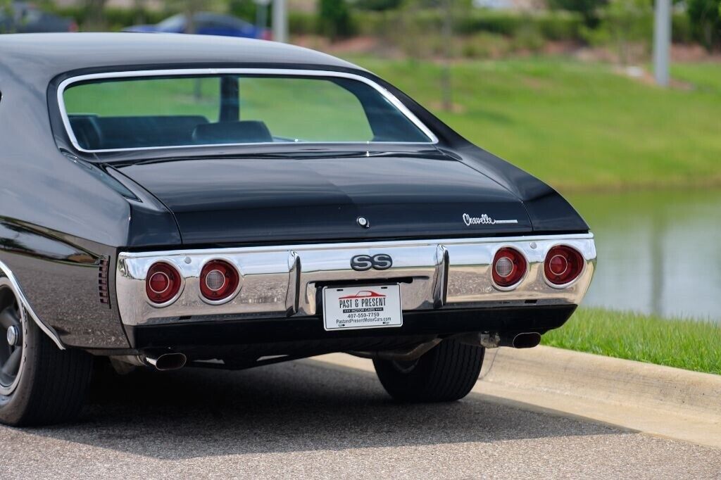 Chevrolet-Chevelle-1971-2-Door-32