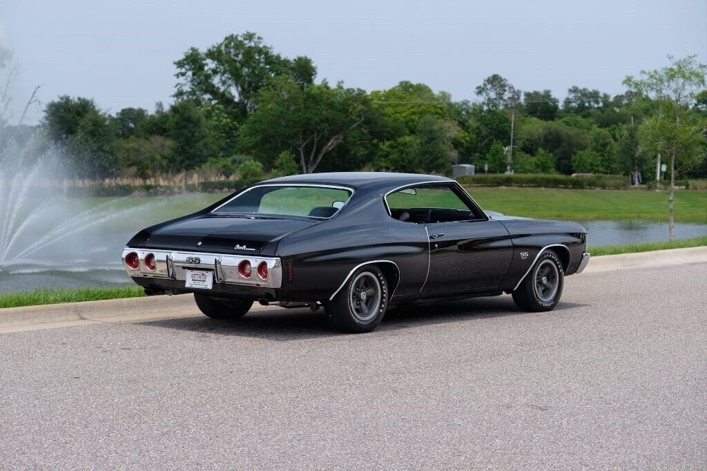 Chevrolet-Chevelle-1971-2-Door-5
