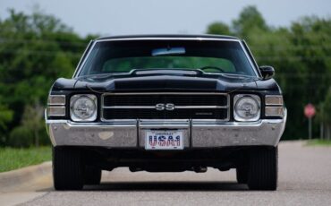 Chevrolet-Chevelle-1971-2-Door-9