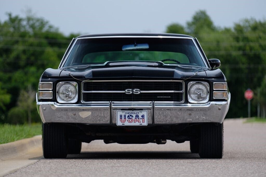 Chevrolet-Chevelle-1971-2-Door-9