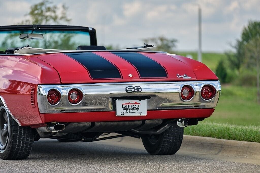 Chevrolet-Chevelle-1972-2-Door-35