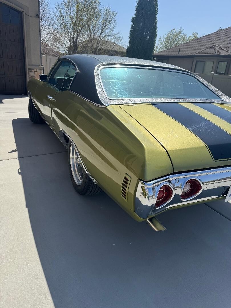 Chevrolet-Chevelle-1972-Sedan-6