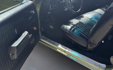 Chevrolet-Chevelle-1972-Sedan-8