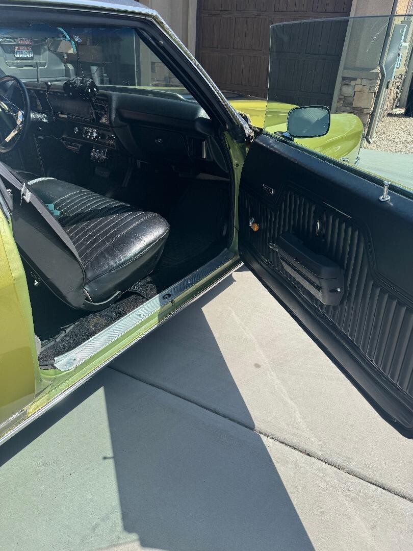 Chevrolet-Chevelle-1972-Sedan-9