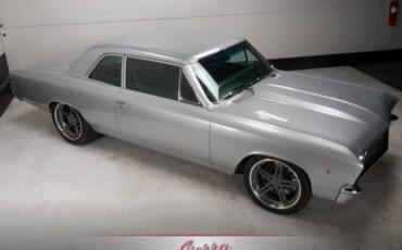 Chevrolet-Chevelle-300-deluxe-1967-1