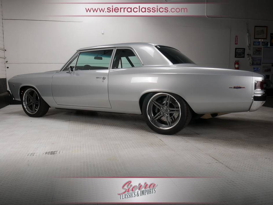 Chevrolet-Chevelle-300-deluxe-1967-8