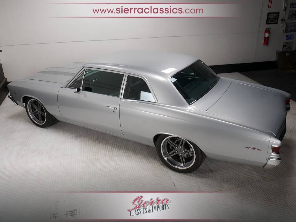 Chevrolet-Chevelle-300-deluxe-1967-9