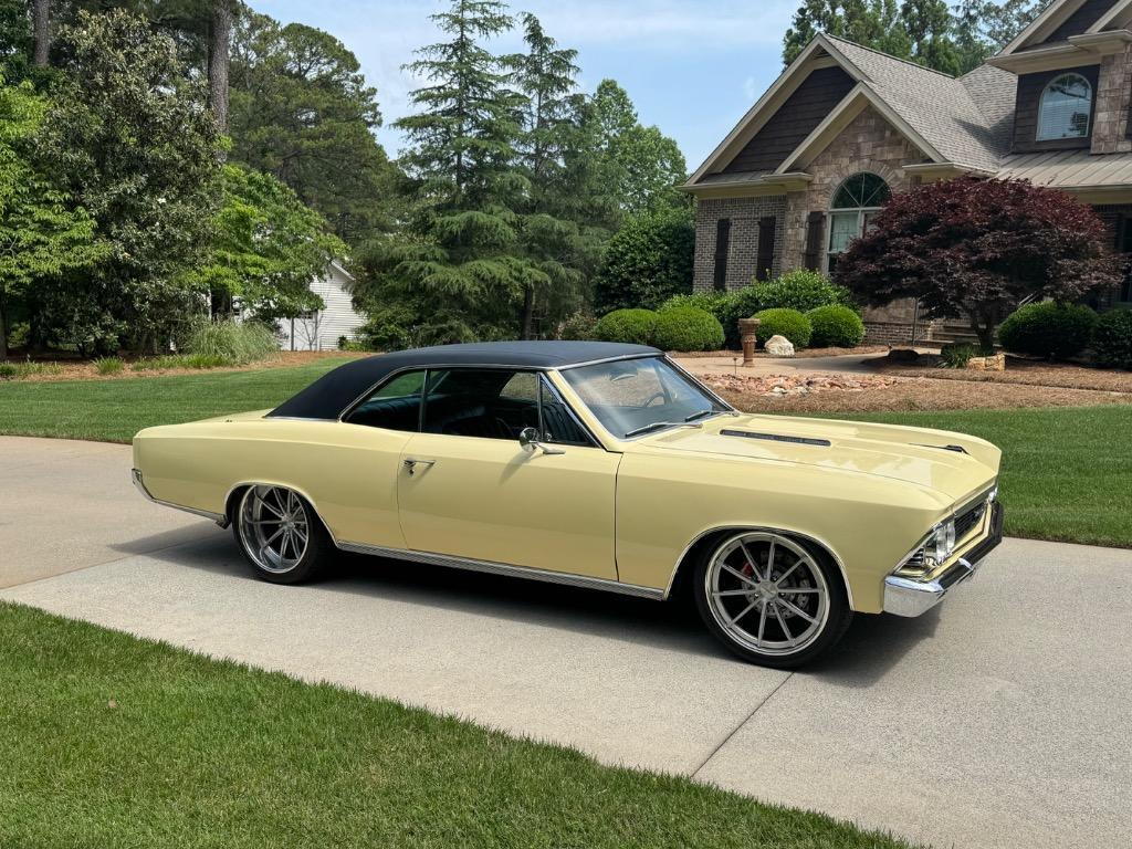 Chevrolet-Chevelle-6.0-LS-Whipple-supercharger-6-speed-treme-1966-11