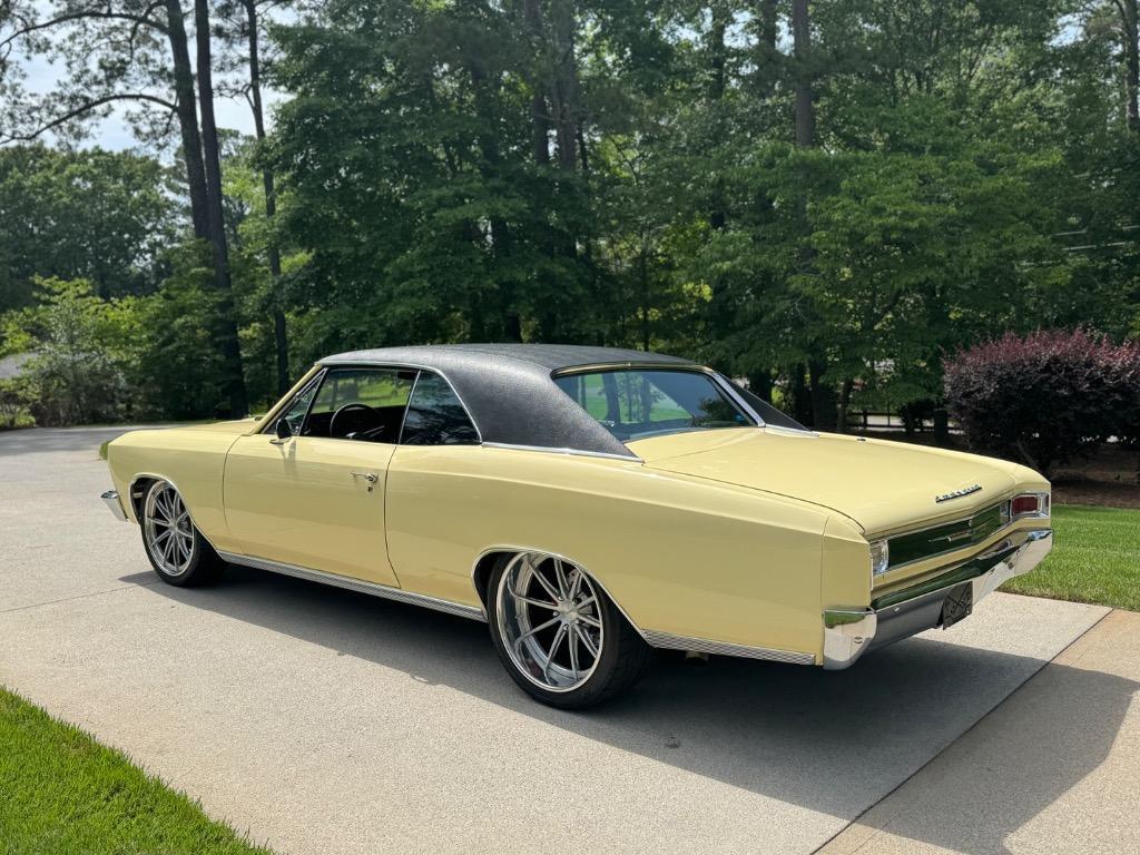 Chevrolet-Chevelle-6.0-LS-Whipple-supercharger-6-speed-treme-1966-3