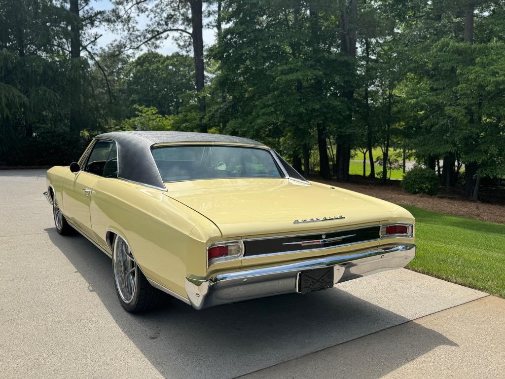 Chevrolet-Chevelle-6.0-LS-Whipple-supercharger-6-speed-treme-1966-4