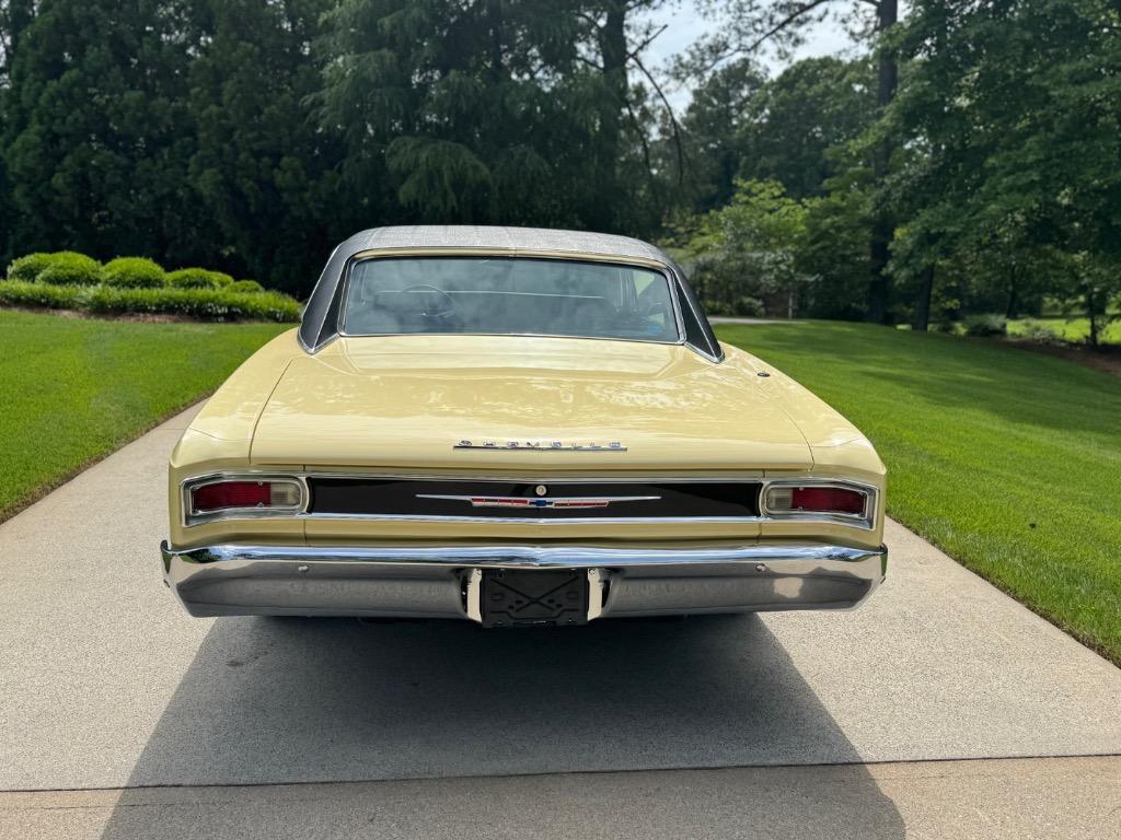 Chevrolet-Chevelle-6.0-LS-Whipple-supercharger-6-speed-treme-1966-5